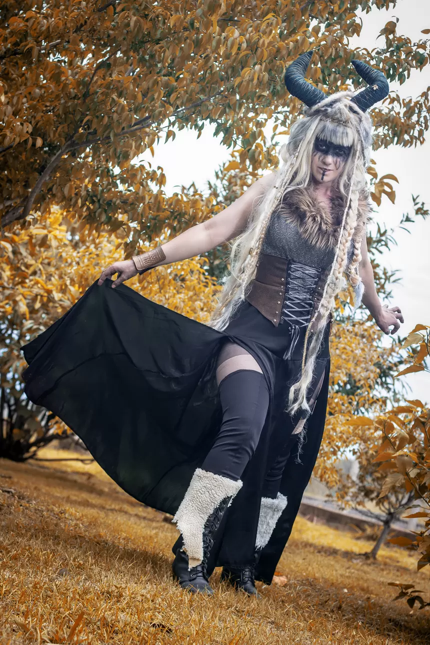 | Dia das Bruxas | Bruxa Viking por Gaby Sá (#7)