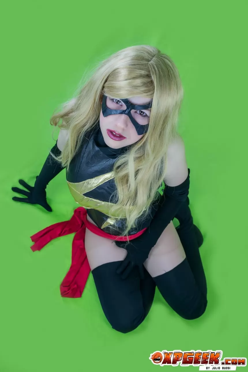 Capitã Marvel Vingadores por Gaby Sá (#14)